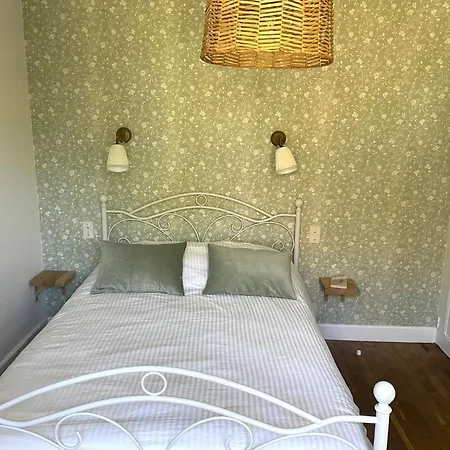 La Enjoy A Lot - Dans Le Cavagnac