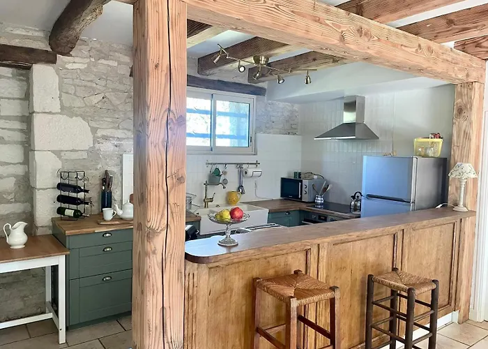 La Enjoy A Lot - Dans Le Cavagnac